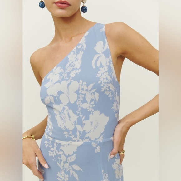 NEW Reformation Evelyn Maxi Dress One Shoulder Side Slit Aliso Blue Floral  sz 4 - Picture 5 of 15